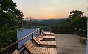 Villa Macacos